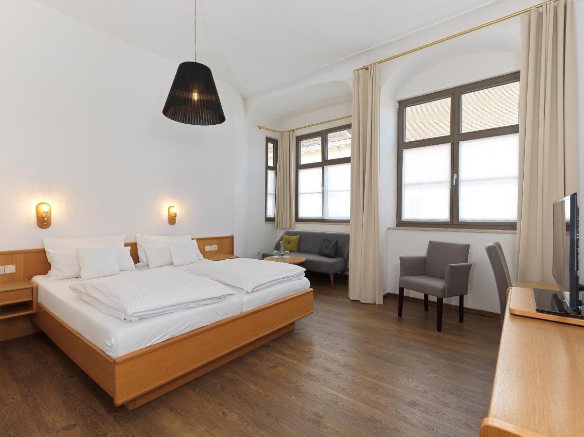 Lodner Hotel Drei Mohren Lauingen Buitenkant foto